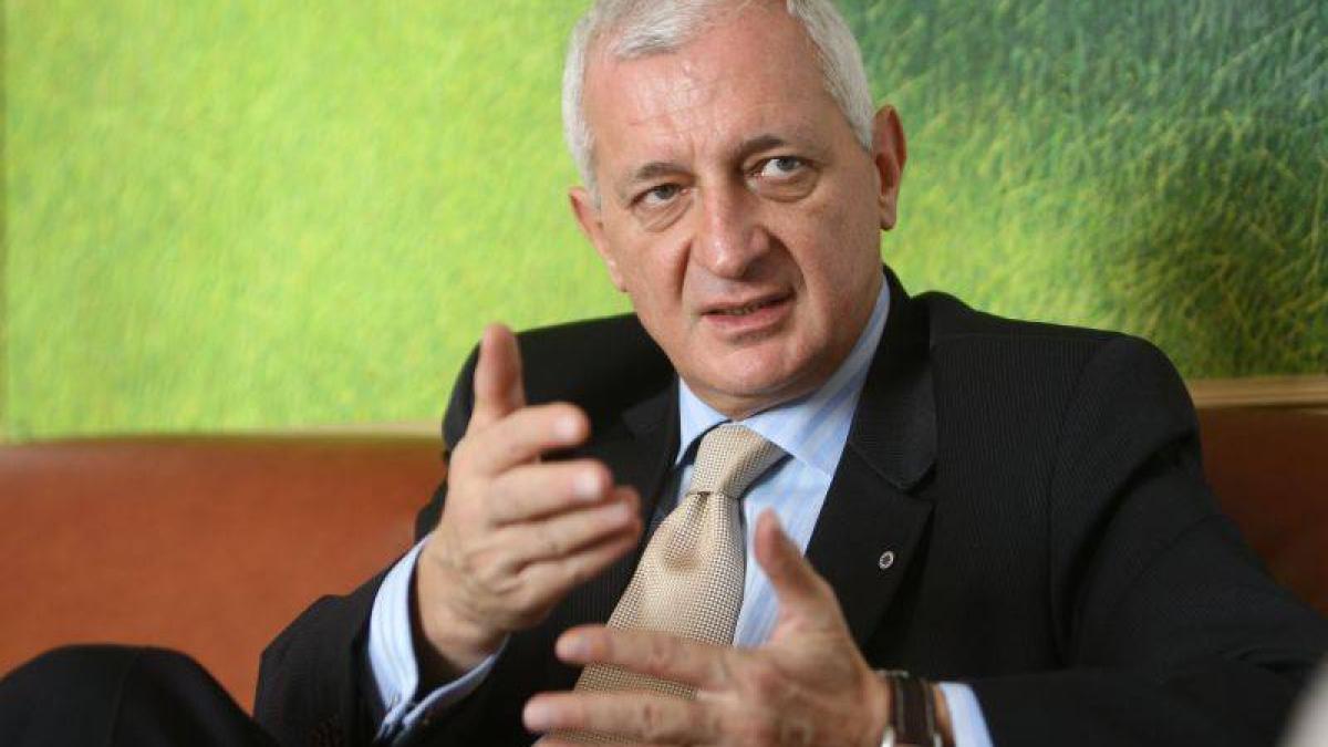 frunda este inacceptabil ca dna sa incerce sa influenteze decizia politica