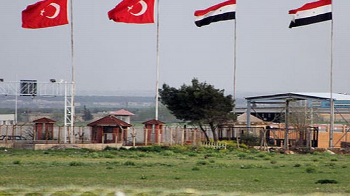 noua britanici si patru rusi arestati in turcia ei incercau sa patrunda ilegal in siria