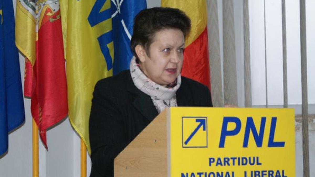 traian basescu criticat de sefa pnl moldova imi este scarba