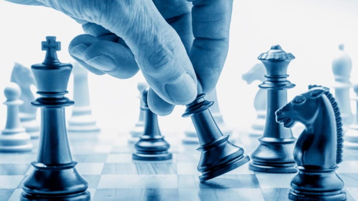 rusia incearca desprinderea ue de nato si sua folosindu se de partidele populiste europene