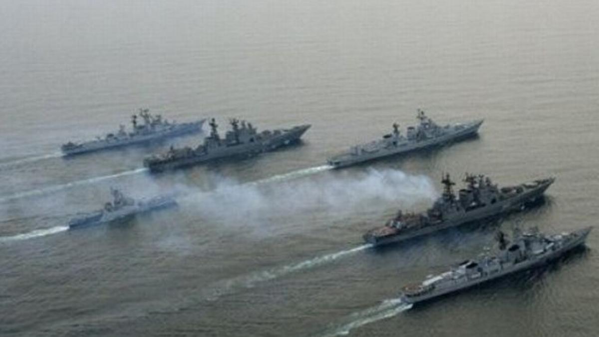 rusia efectueaza exercitii militare cu rachete obuze de artilerie si torpile in marea baltica