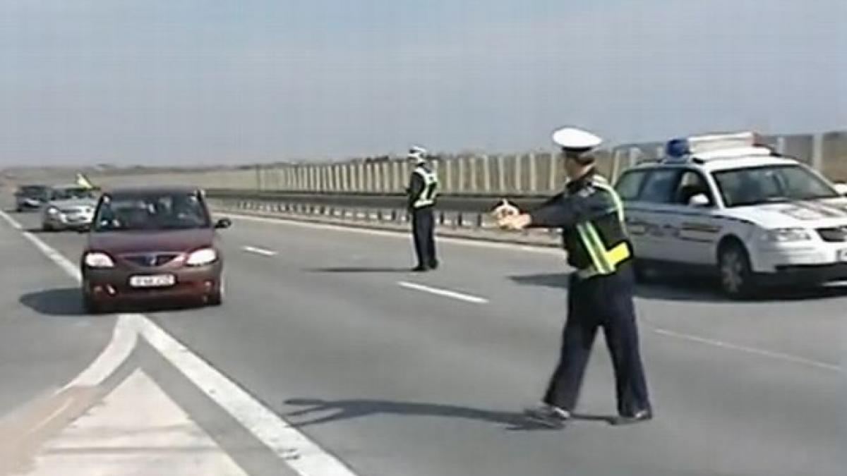 sofer fara permis prins cand zbura cu 220 km h pe autostrada soarelui