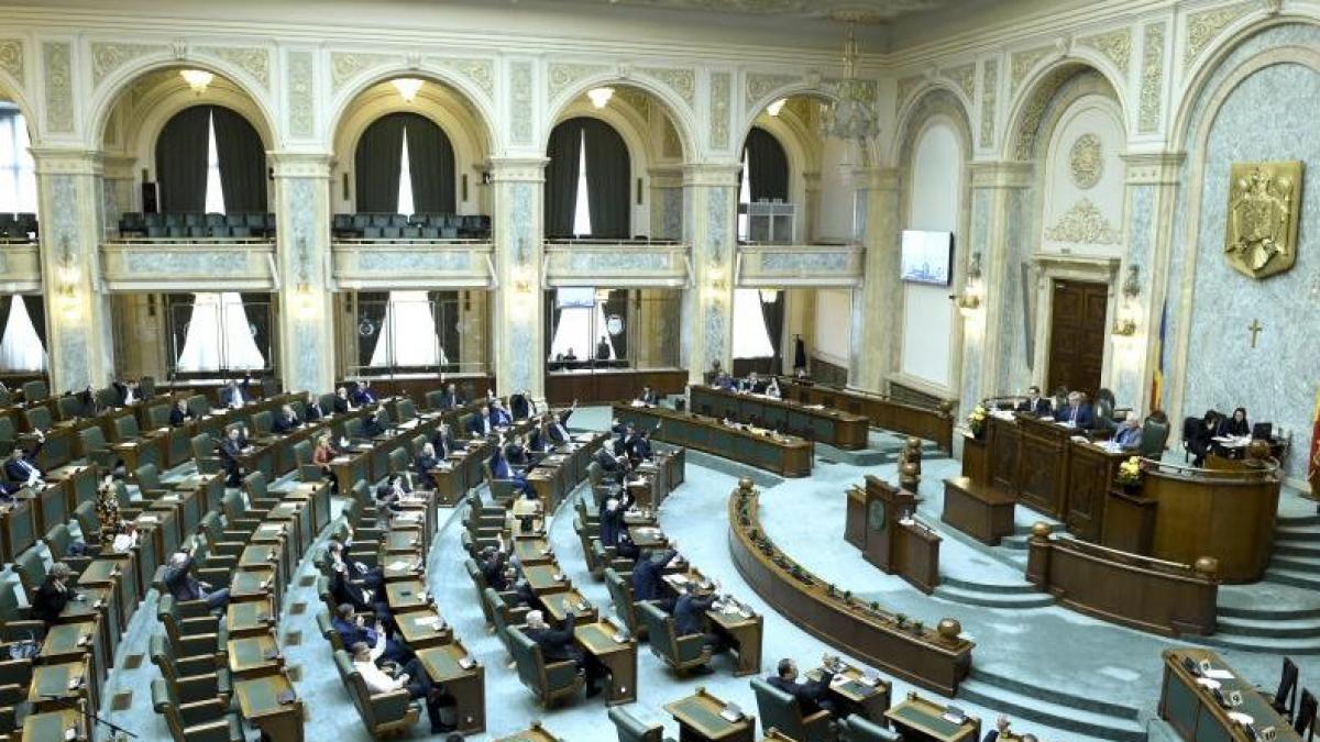 imunitatea alesilor se va ridica cu majoritate simpla