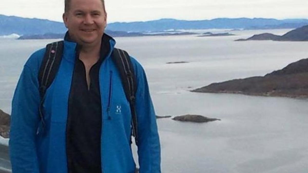 a sangerat pana la moarte dupa ce a spart oglinda in urma unui conflict cu iubita