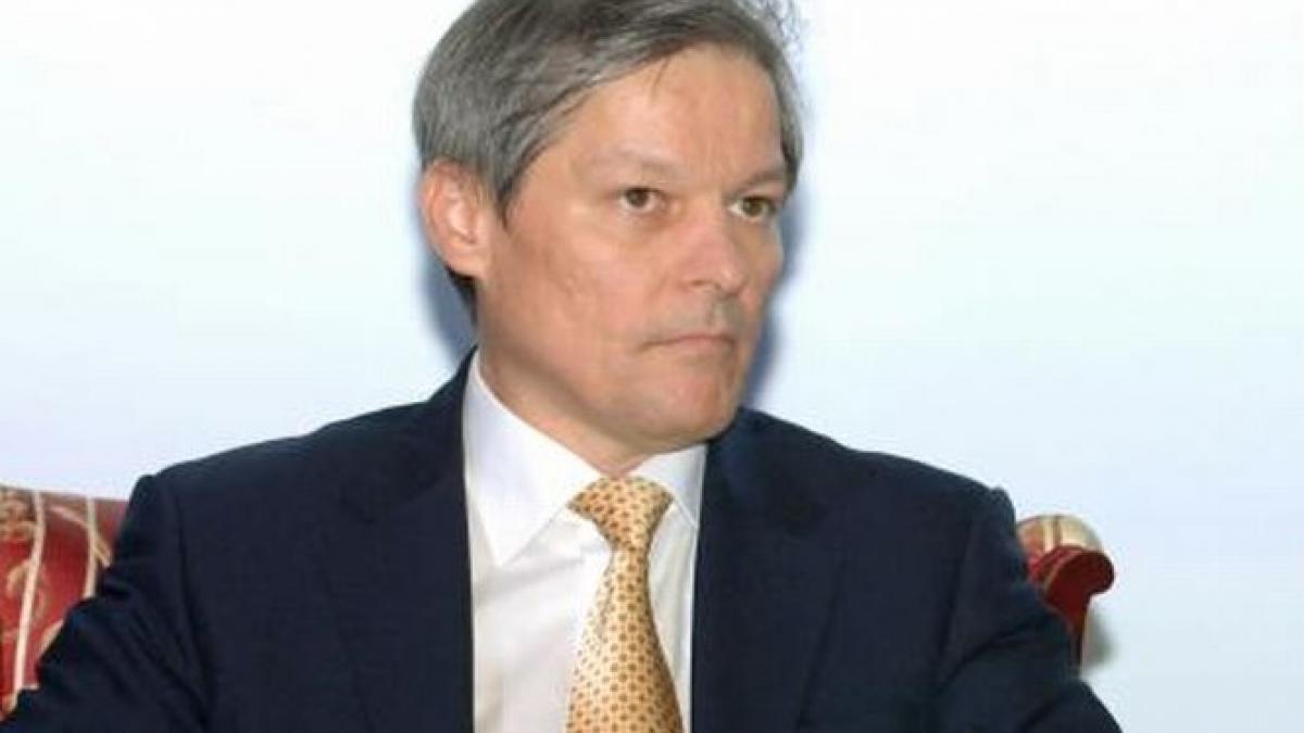 fostul ministru dacian ciolos audiat la parchetul general
