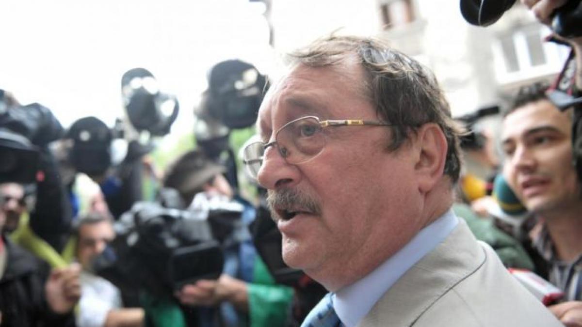 sinteza zilei mircea basescu nu neaga ca fratele sau a primit o parte din banii de la bercea mondial