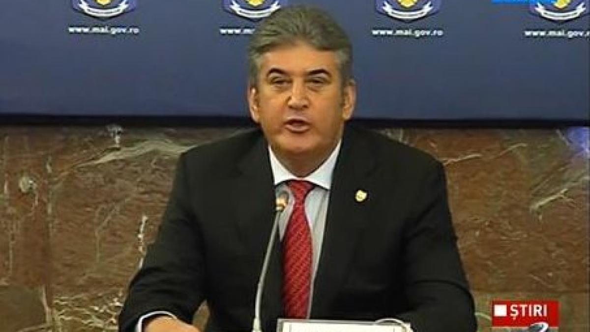 gabriel oprea 11 000 de politisti vor actiona la nivel national pentru perioada sarbatorilor pascale