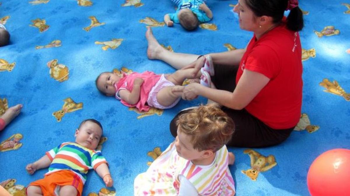 ins sporul natural al populatiei a continuat sa fie negativ in februarie