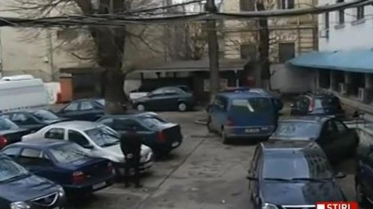 meniu de paste din pachetul de acasa pentru mai multi politicieni certati cu legea