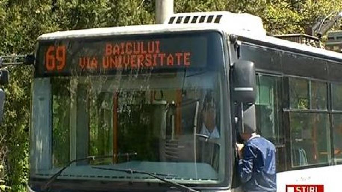 muncitori la datorie in zi de sarbatoare