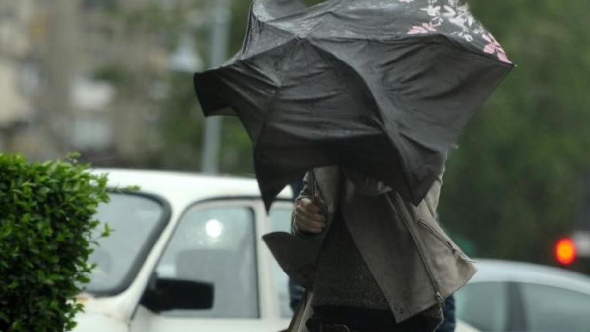 atentionare nowcasting cod galben de vant puternic in sase judete