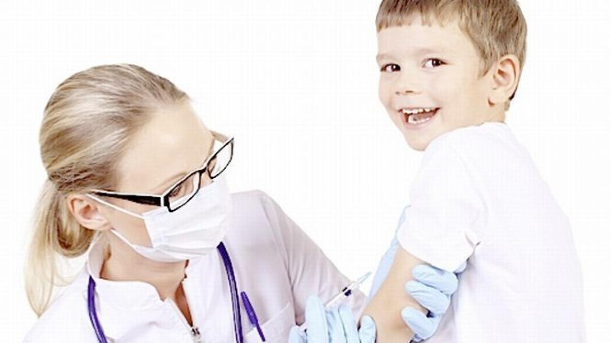 parintii care refuza sa si vaccineze copiii nu mai primesc ajutoare sociale