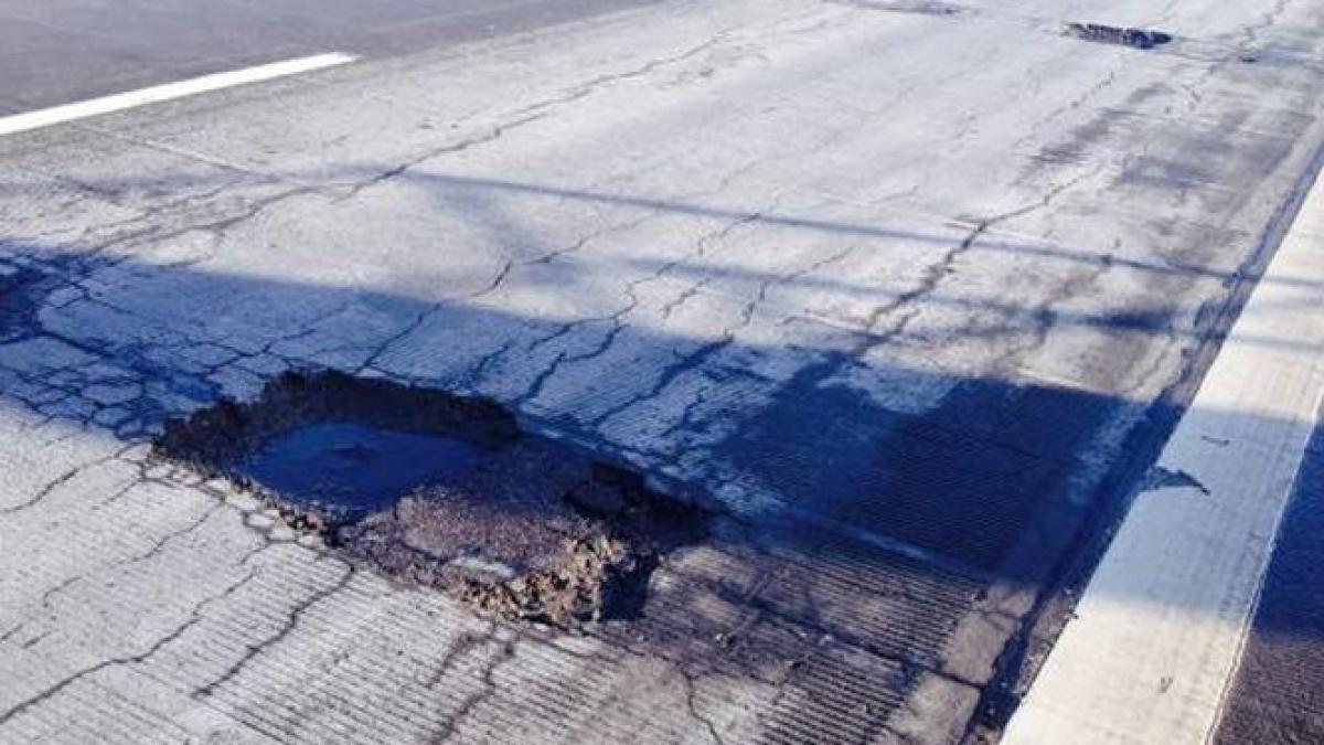 protest la cluj fata de starea jalnica a drumurilor ultima asfaltare s a facut in 1972
