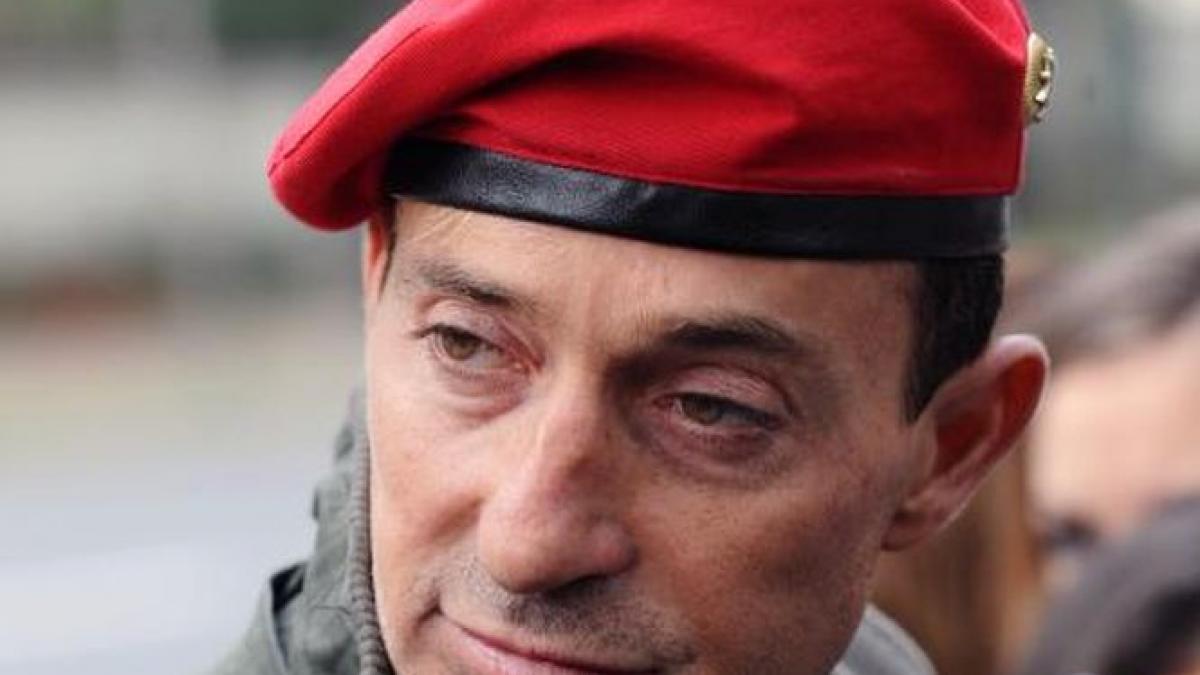 radu mazare in presa britanica un personaj colorat pasionat de costumatiile extravagante de femei