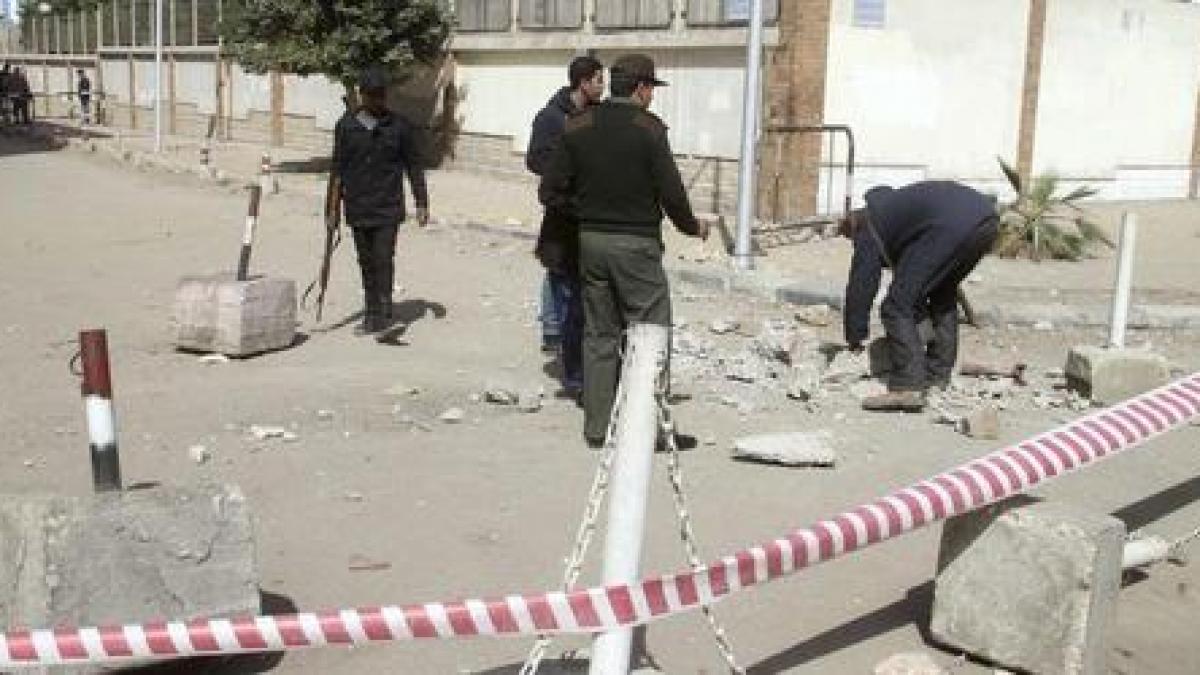 doi studenti militari au fost ucisi de o bomba in nordul egiptului