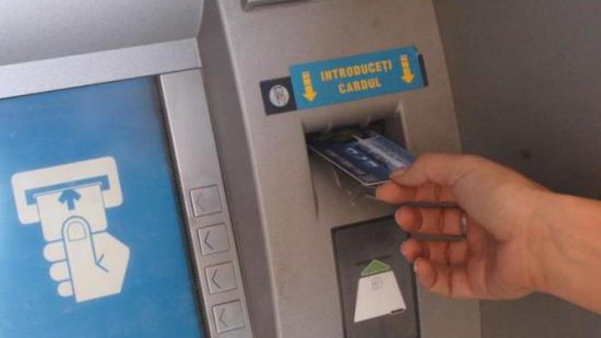 bancomat furat cu totul din holul unui magazin din chiajna