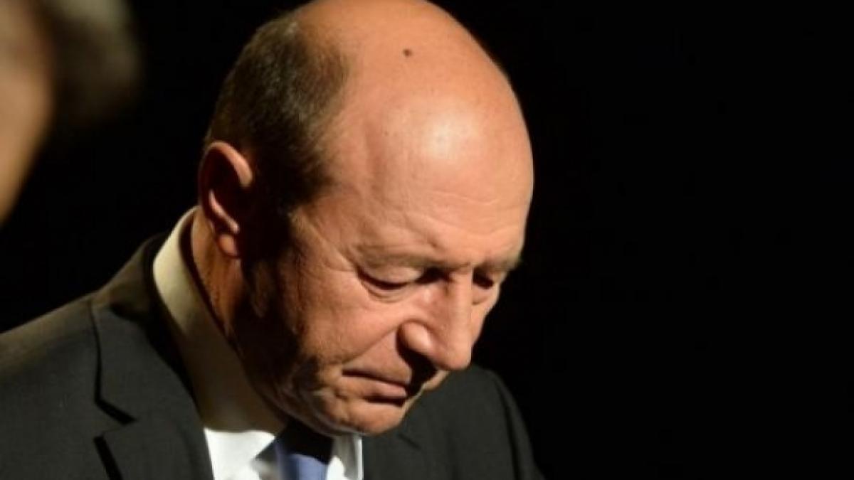 traian basescu atacuri permanente la justitie si presa