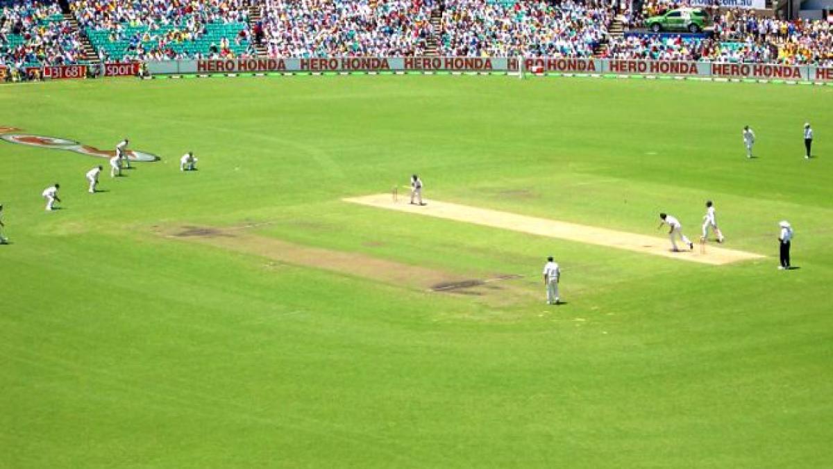 tragedie la un meci de crichet un jucator indian a murit dupa ce s a ciocnit cu un coechipier