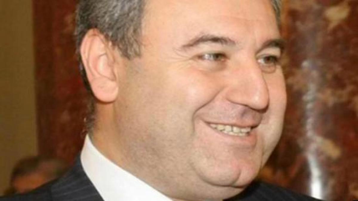 dorin cocos in arest la domiciliu a parasit arestul central al politiei capitalei unde se afla din