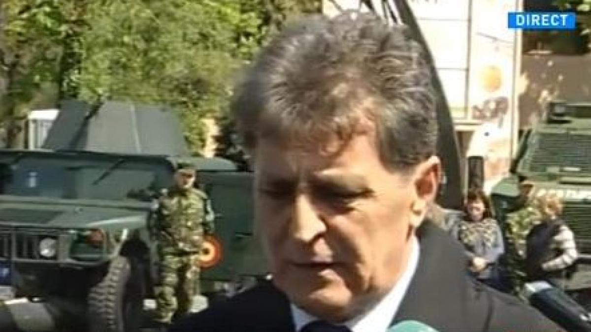 mircea dusa militarii isi asuma riscuri au anumite privatiuni si sunt singurii care jura sa isi