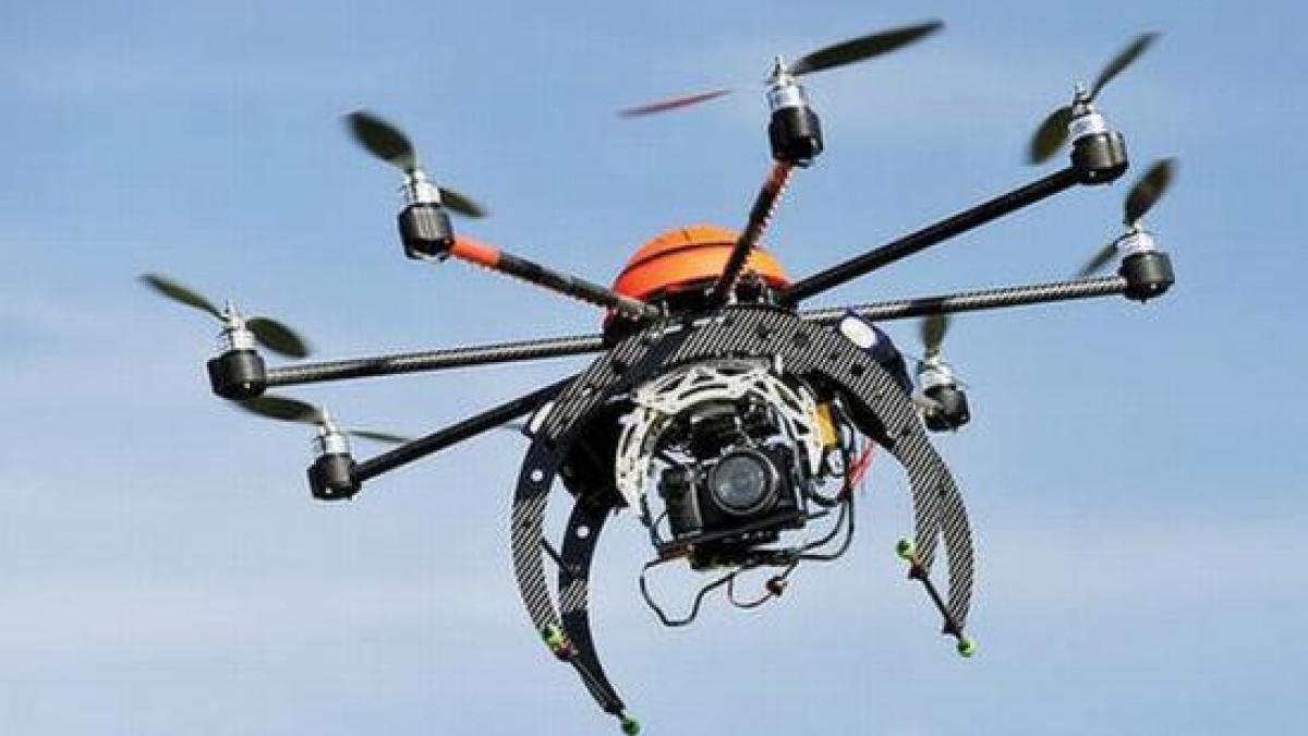 marina militara a sua reuseste in premiera realimentarea in zbor a unei drone
