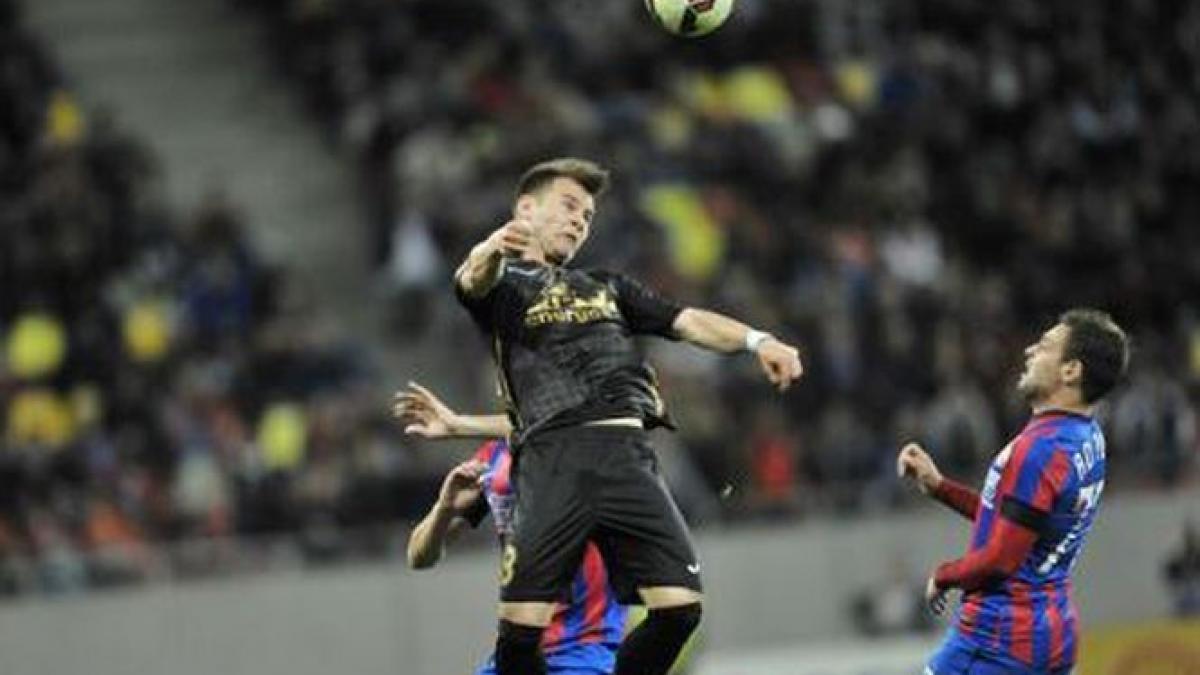 asa tg mures a batut steaua 1 0 si a urcat pe primul loc in clasament