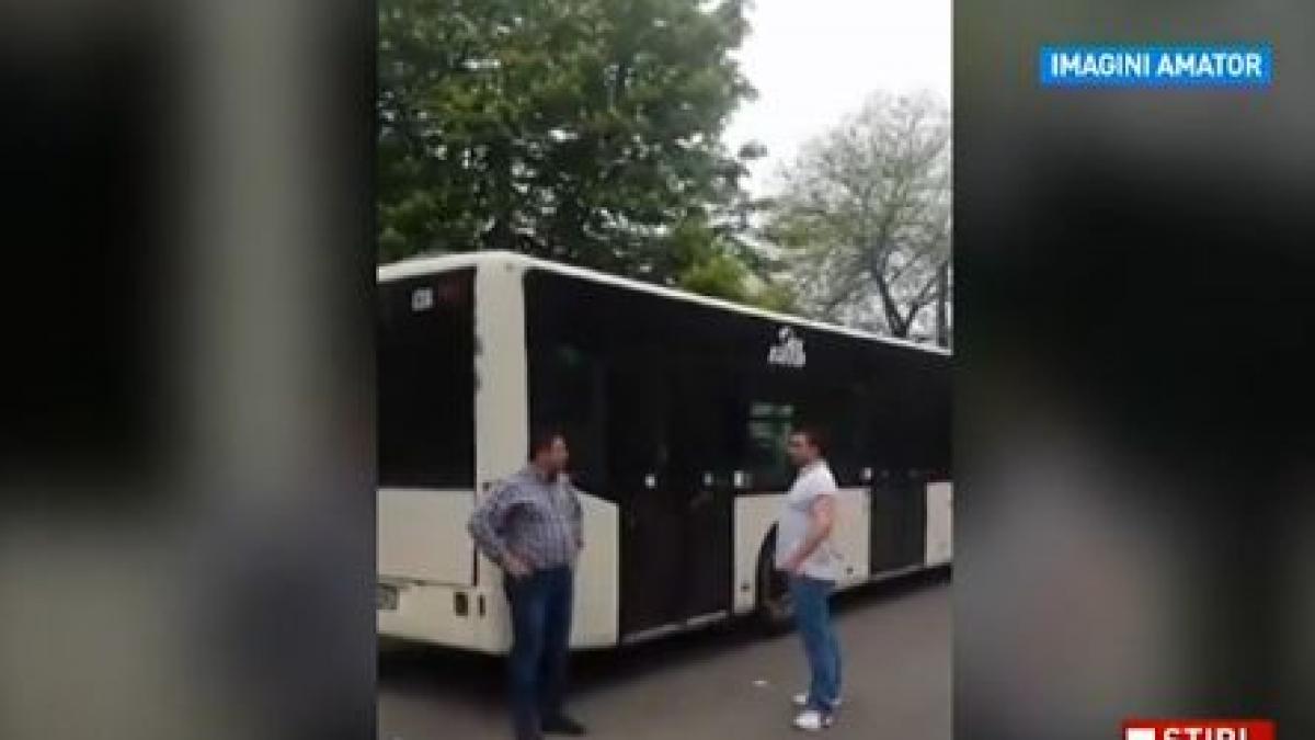 sofer ratb aproape sa fie batut de un calator agresiv