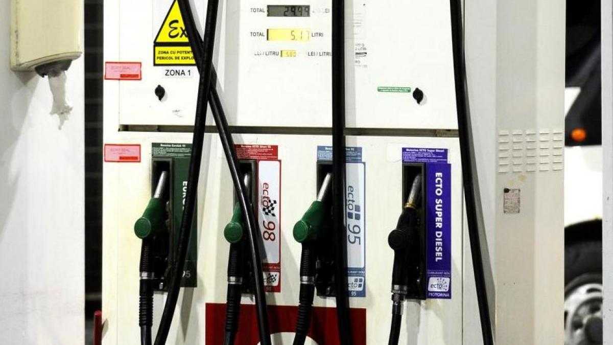 preturile carburantilor majorate in intreaga ue romanii platesc cel mai mult pentru un litru de