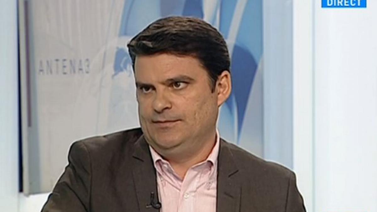 radu tudor traian basescu si a batut joc de constitutie cum n a facut o nimeni pana acum