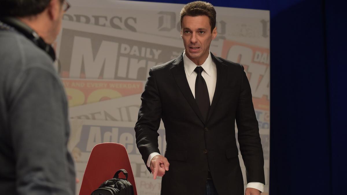 mircea badea este live din 15 mai in cinema