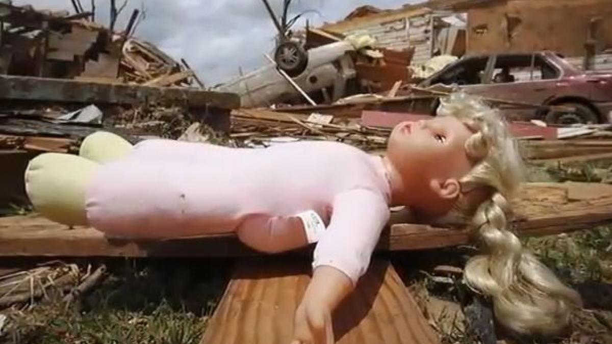 o tornada si mai multe furtuni violente au lovit nordul germaniei cel putin un mort zeci de raniti