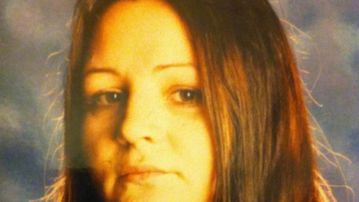 jurnalista maria timuc a lansat cartea pasii catre tine insuti