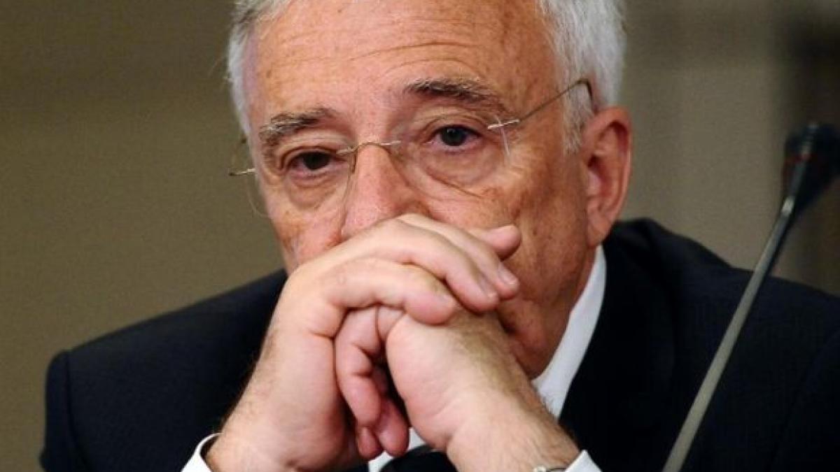 premiera in istoria economiei romanesti post decembriste ce prognoza face bnr