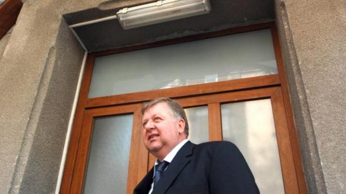 traian basescu posibila spalare de bani in dosarul casuneanu