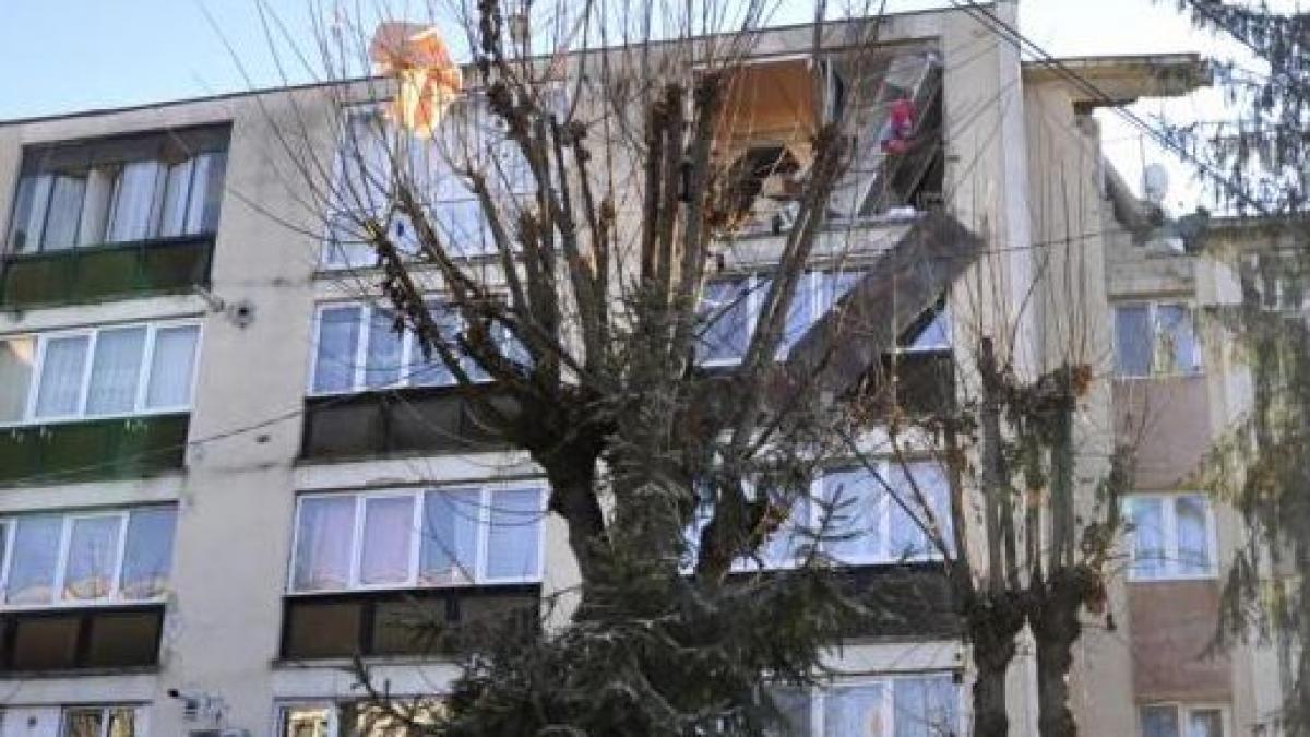 un copil de 2 ani a cazut de la etaj si a supravietuit