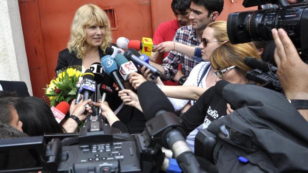 elena udrea kovesi isi face campanie pe seama arestarilor