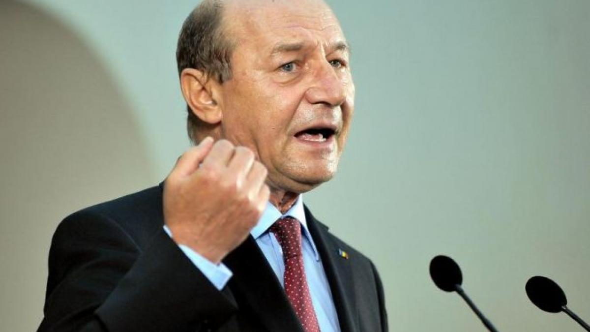 basescu un nou atac la iohannis de ce il cearta fostul presedinte pe seful statului