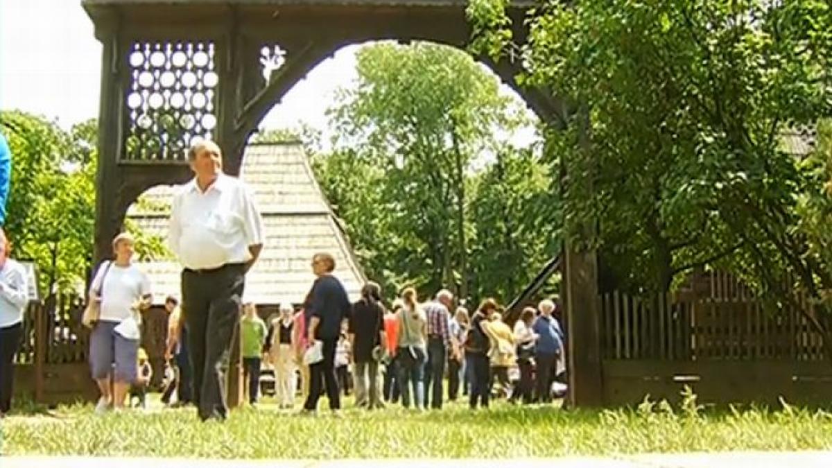 muzeul satului 79 de ani de la infiintare