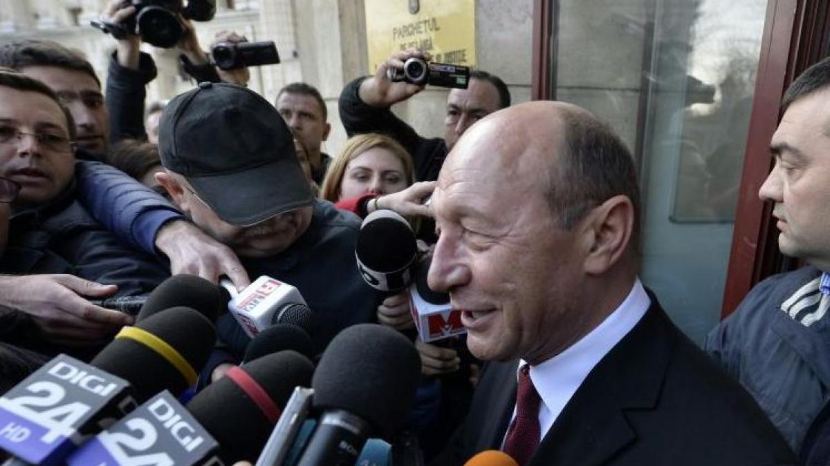 inca o lovitura pentru basescu parchetul redeschide dosarul mihaileanu