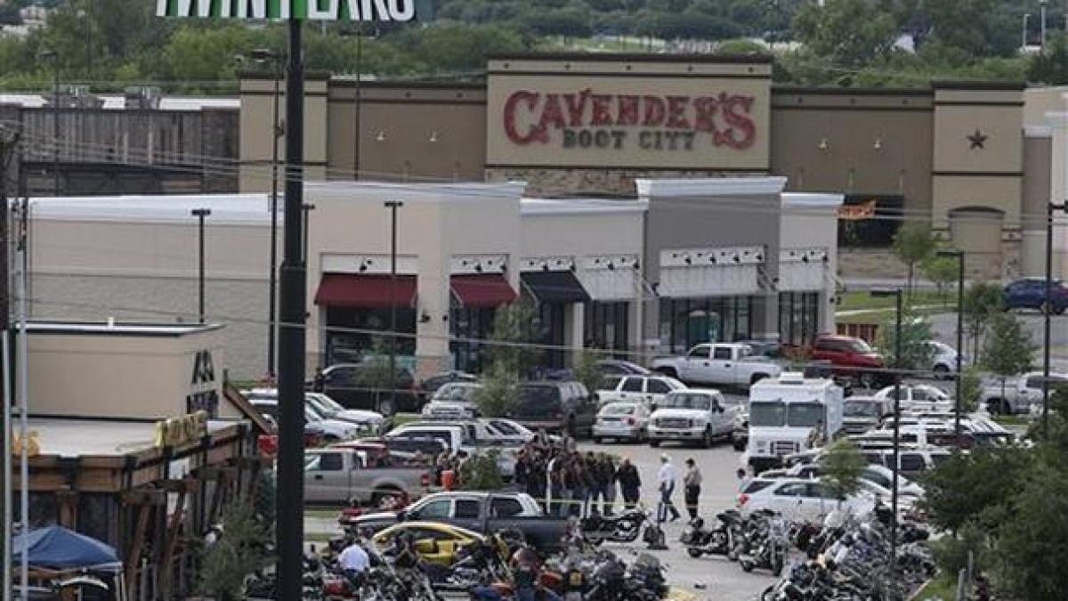 masacrul din texas peste o mie de arme au fost ridicate din toalete si saci de faina