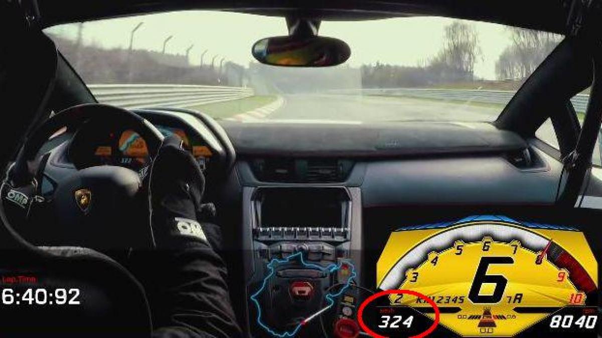 una din cele mai spectaculoase masini pe unul din cele mai spectaculoase trasee