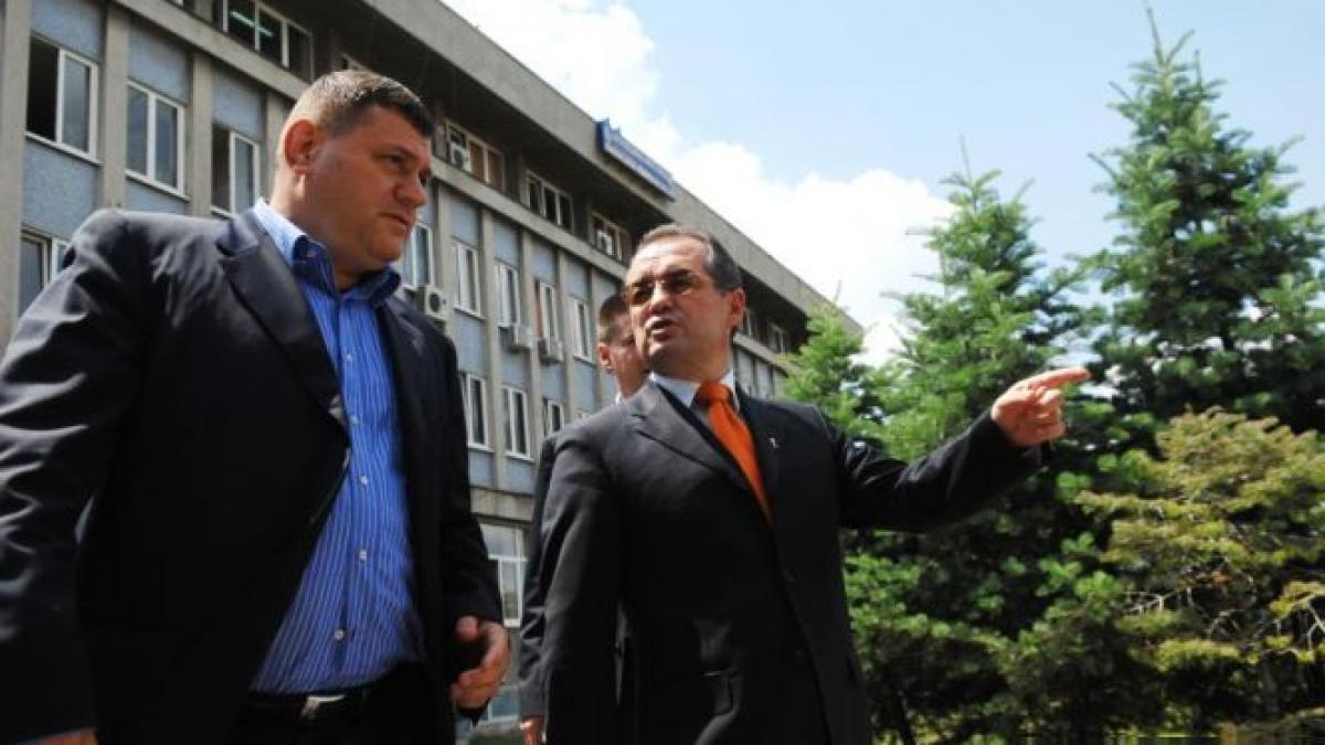 cum il lauda boc pe poteras pentru ca a invins coruptia