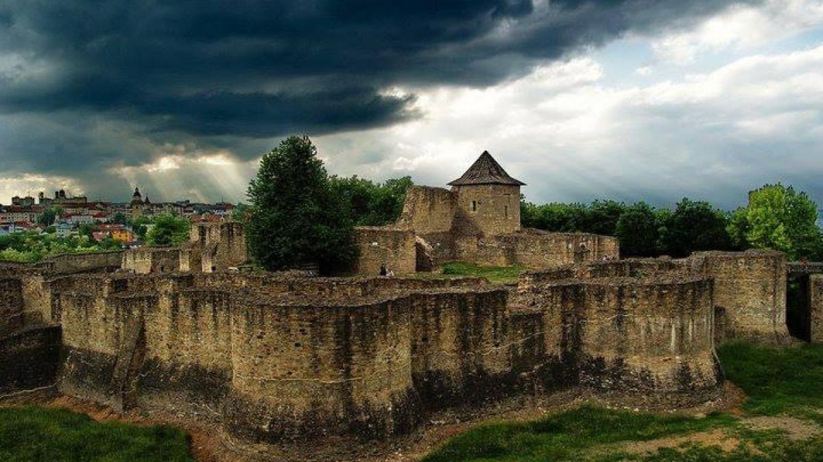 mostenirea medievala cele mai frumoase cetati fortificate din romania