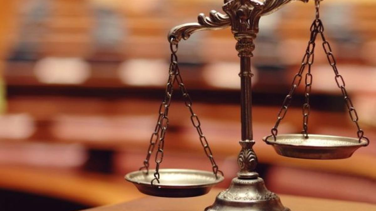 membrii baroului bucuresti isi aleg decanul institutiei