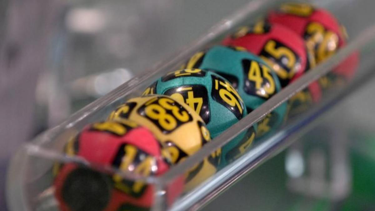 premiul categoriei i la loto 6 49 de peste 6 6 milioane de lei nu a fost castigat vezi aici
