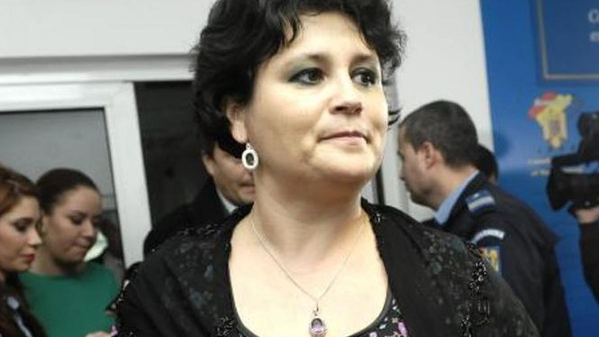 peste 100 de judecatori solicita csm apararea justitiei