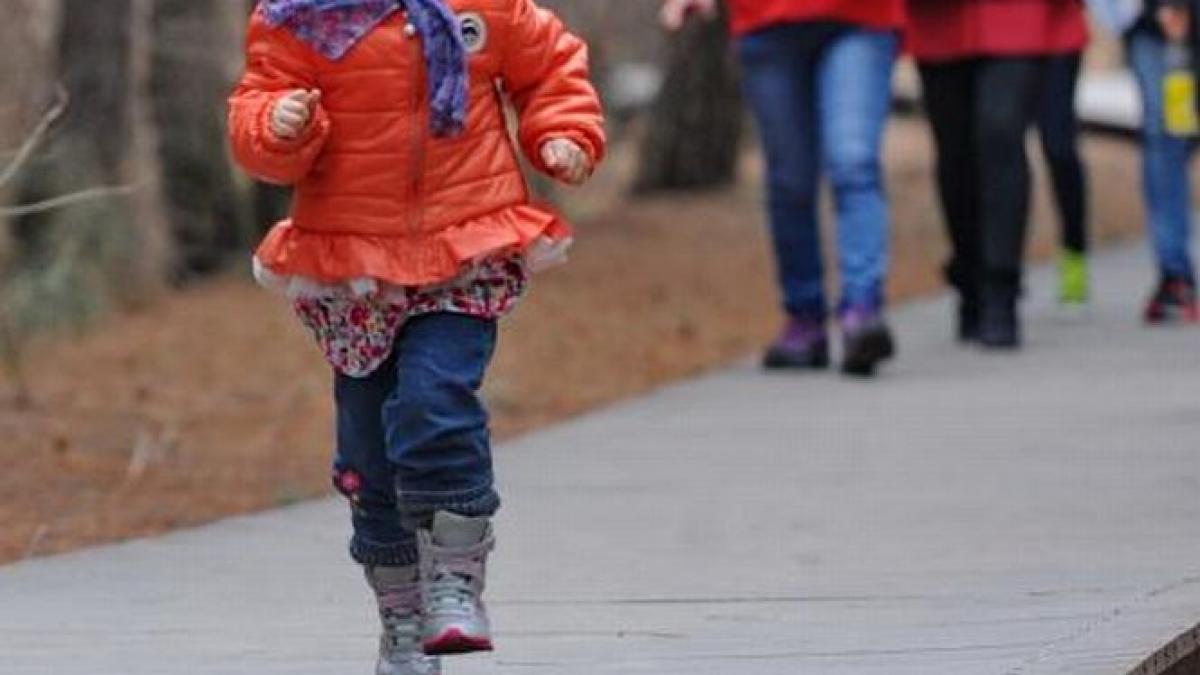 unii s au scandalizat altii au izbucnit in hohote de ras primarul din galati vrea trotuare