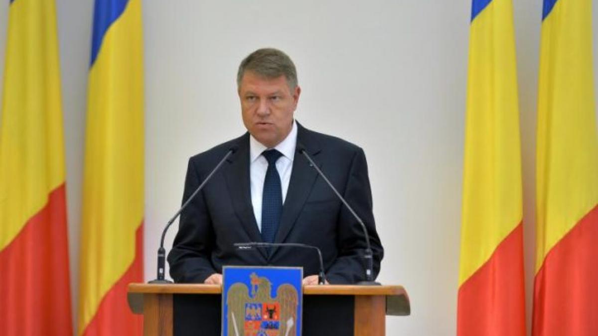 klaus iohannis pe facebook constat ca parlamentul persevereaza in a obstructiona procesele din