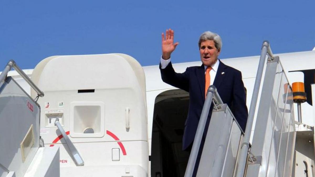 john kerry operat cu succes la boston dupa accidentul din franta