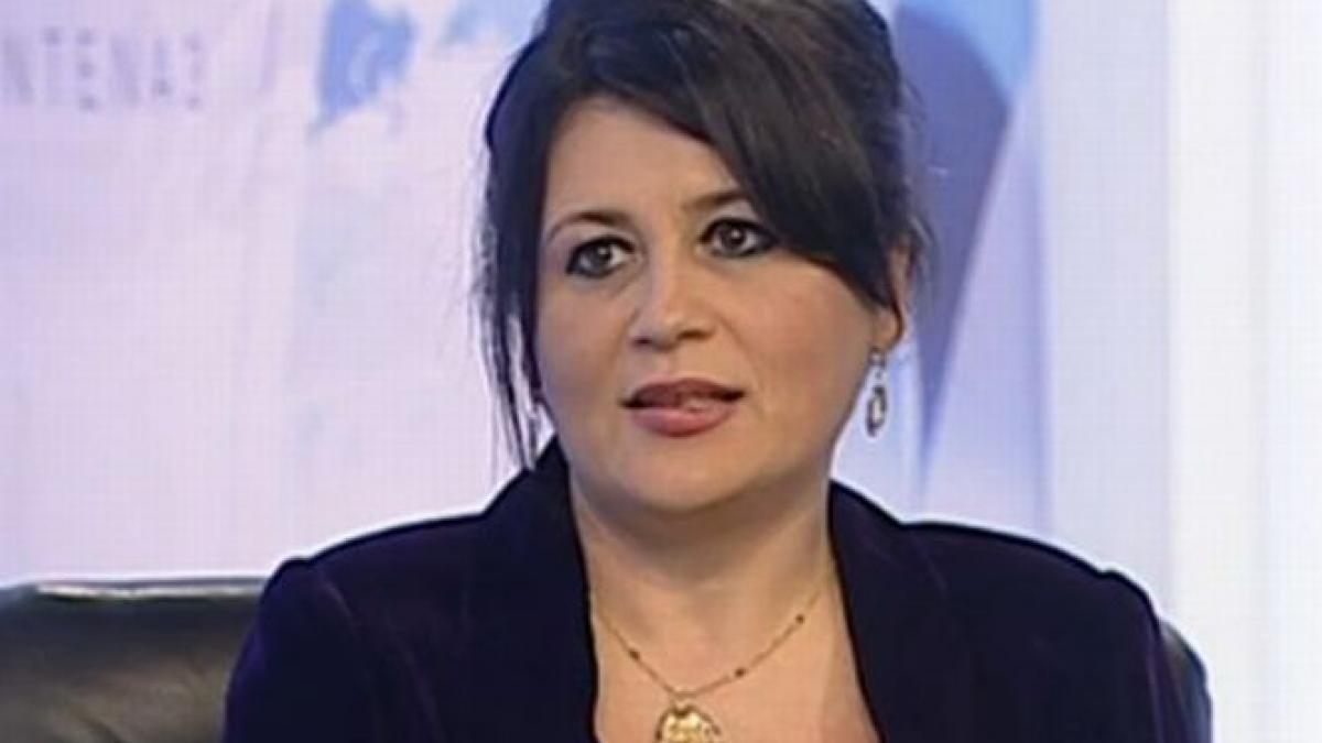 gabriela baltag sustinuta de zeci de judecatori am plans de emotie